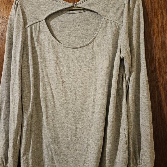 Sweater - Picture 2 of 2